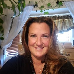 Meet your Posher, Veronica